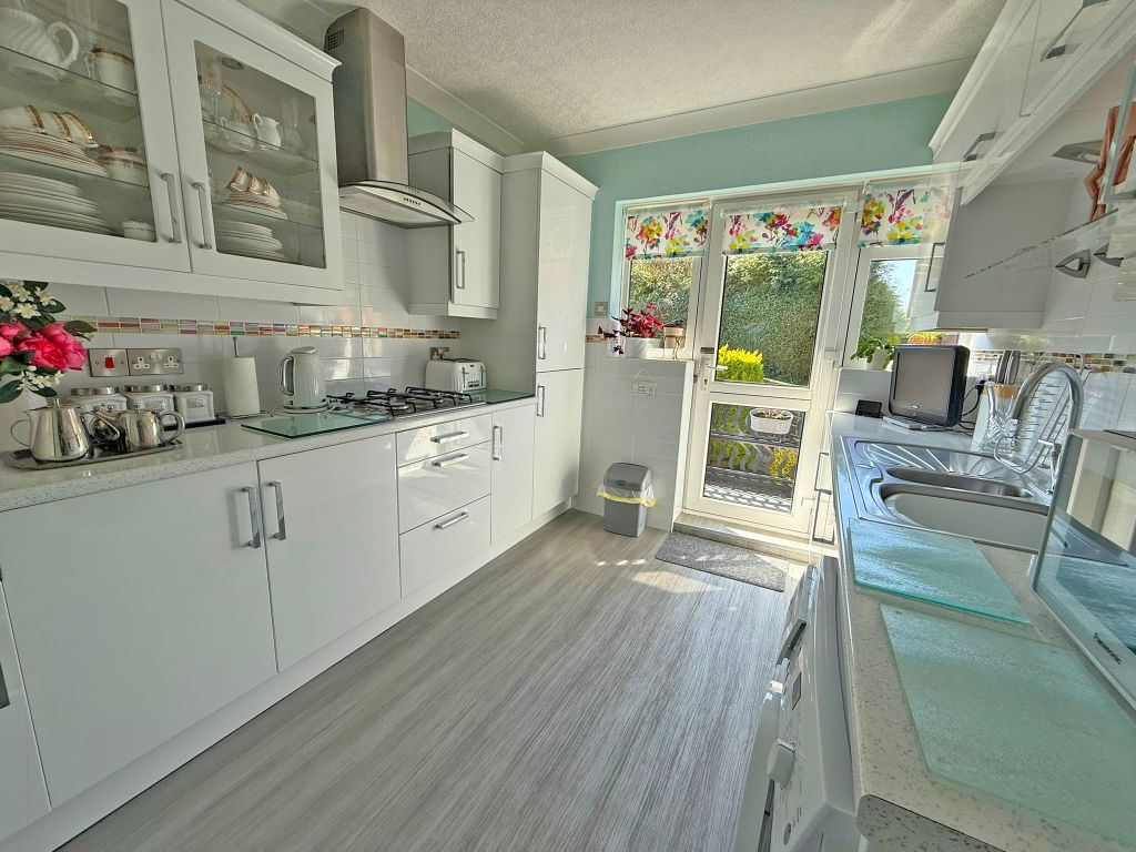 Property photo 3 of 7 Img_2995