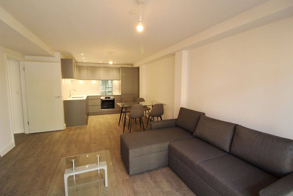 Property photo 2 of 7 Living Area