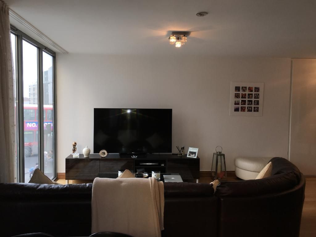 Property photo 3 of 6 Living Room 