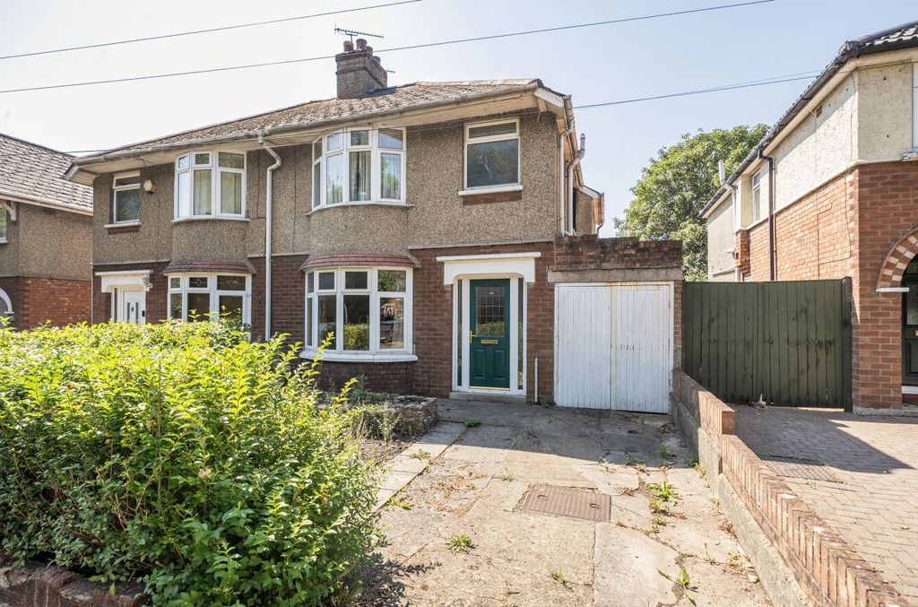 Property photo 1 of 9 14886616