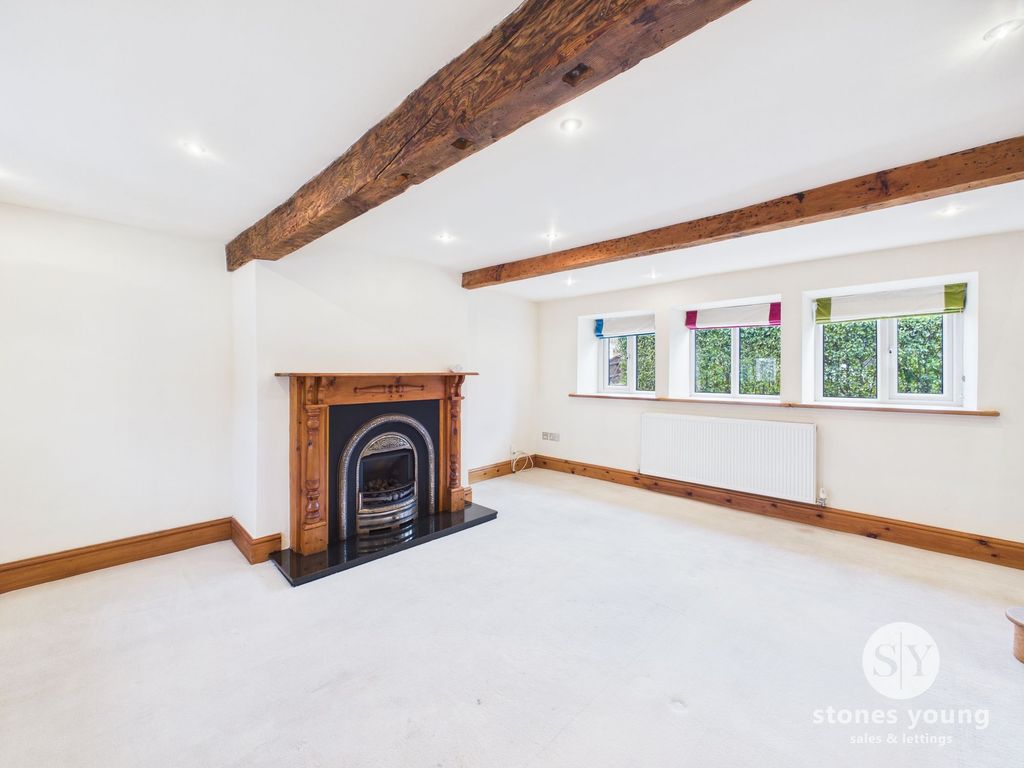 Property photo 2 of 27