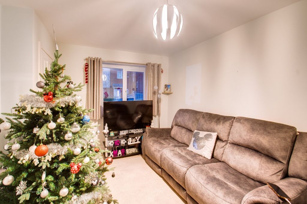 Property photo 2 of 13 Picture No. 08