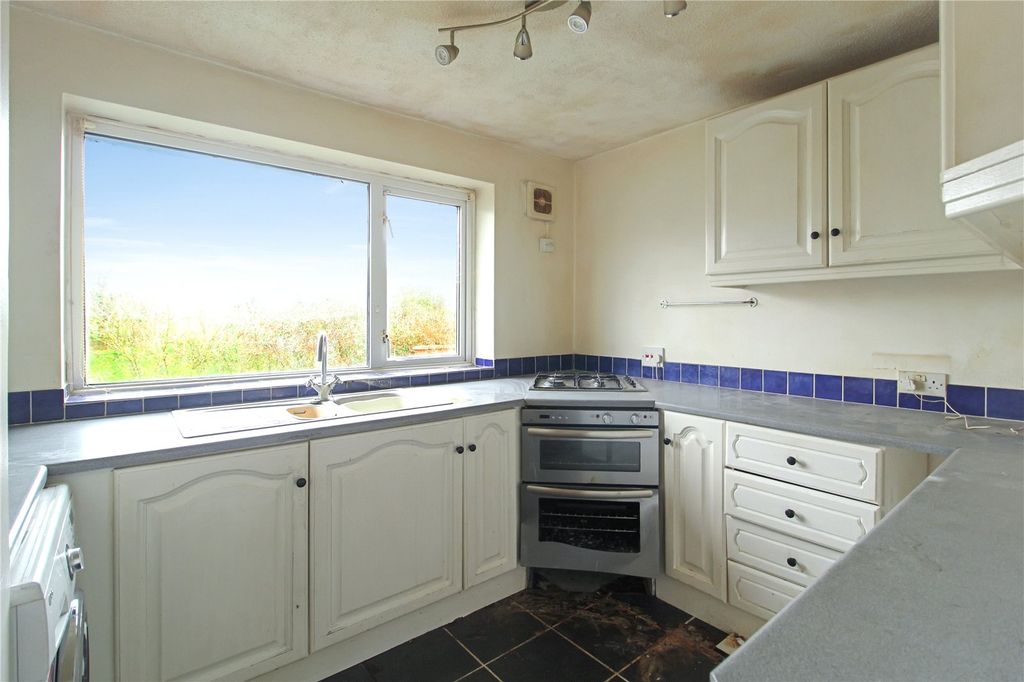 Property photo 3 of 9 Picture No. 06