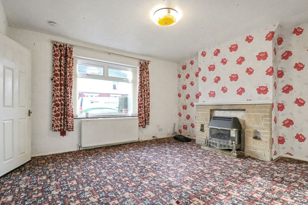 Property photo 3 of 15