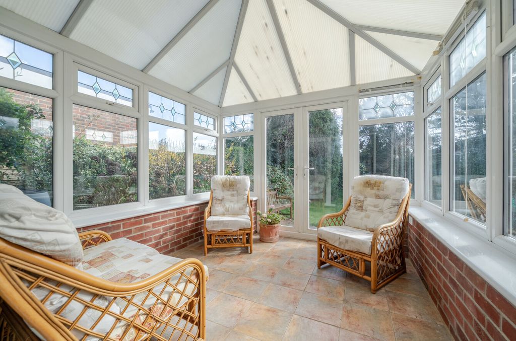 Property photo 3 of 14 1429715-23-69B183...