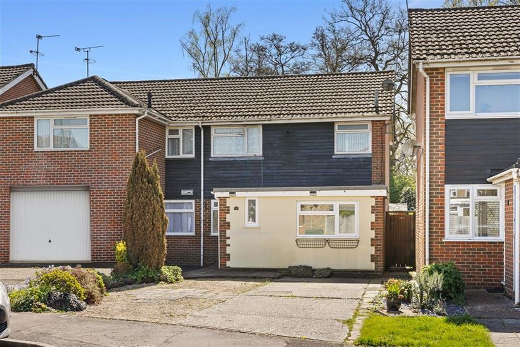 Property photo 1 of 10 (Main)