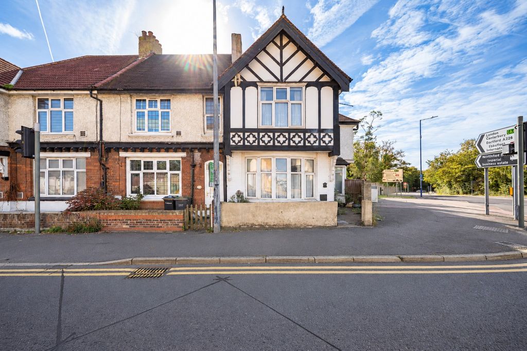 Property photo 1 of 15 4776110