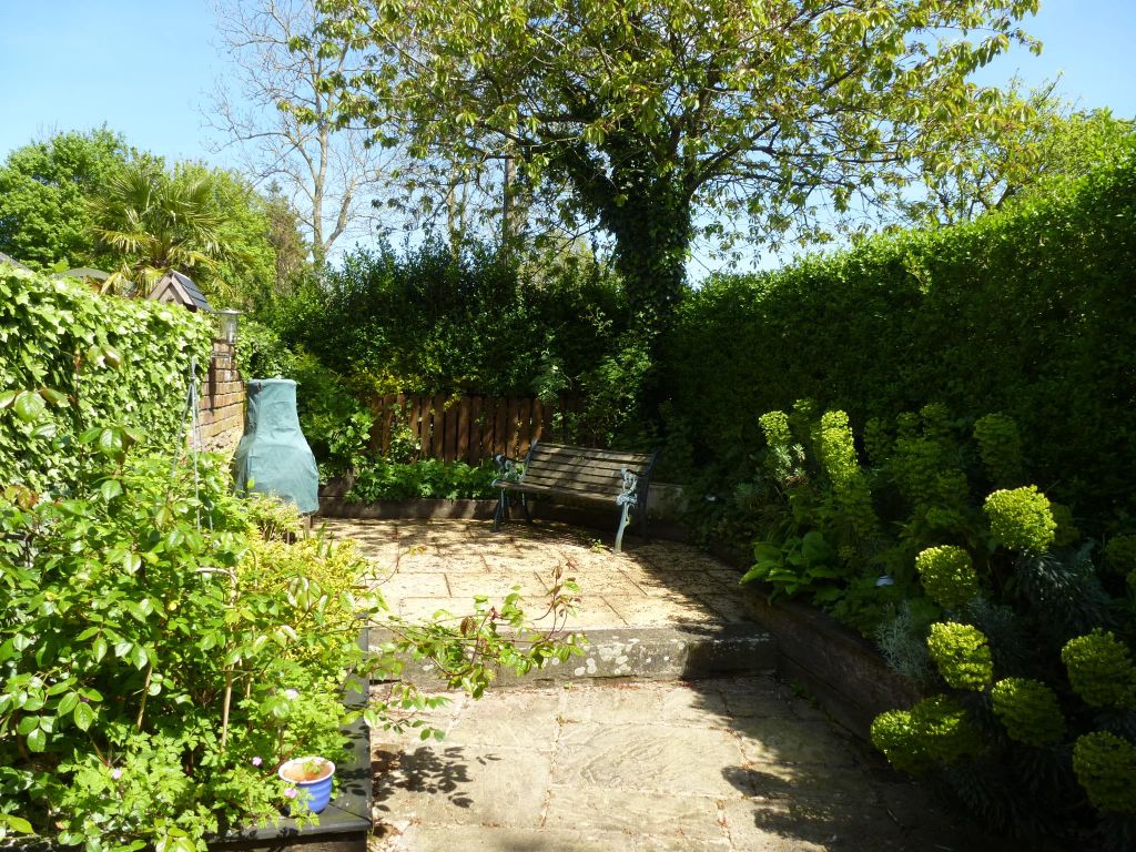 Property photo 3 of 8 Garden