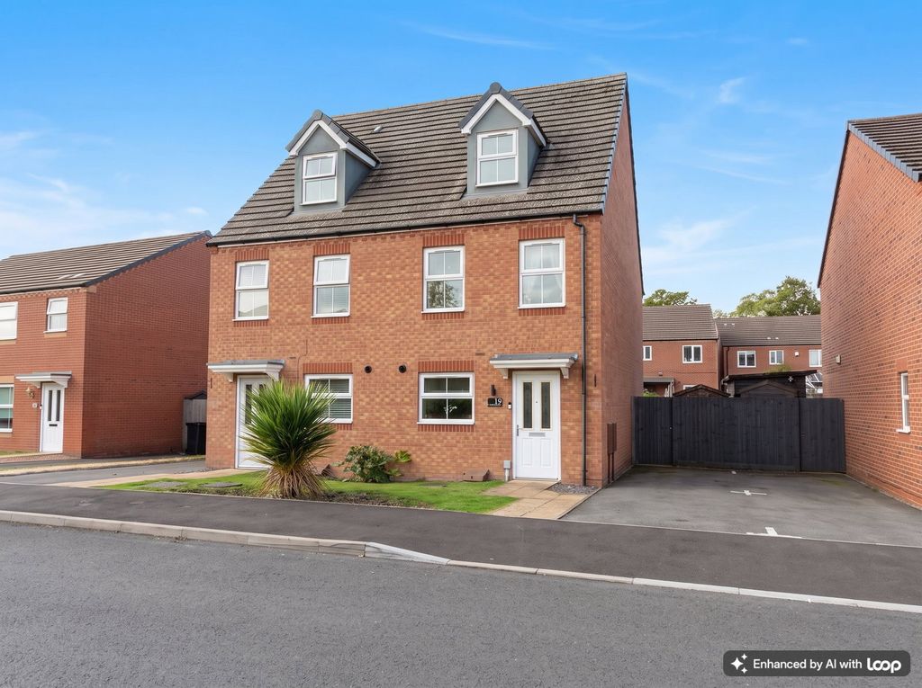 Property photo 1 of 35