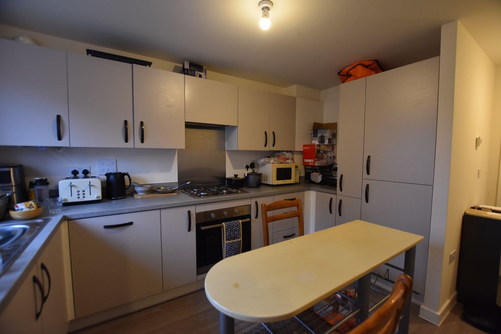 Property photo 2 of 3