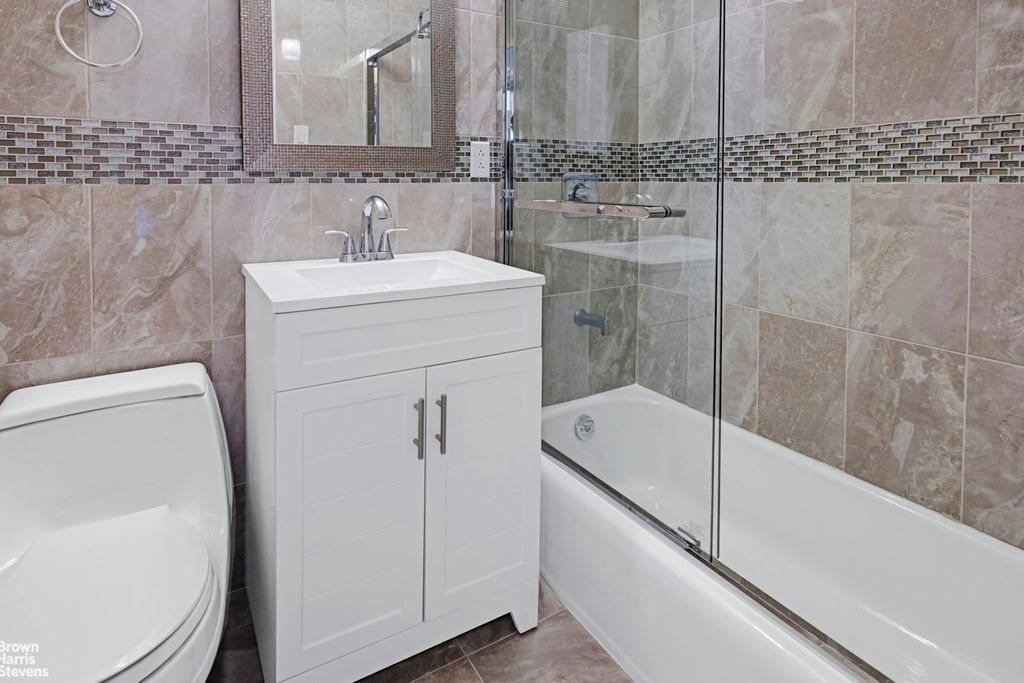Property photo 3 of 8 <Alttext/>