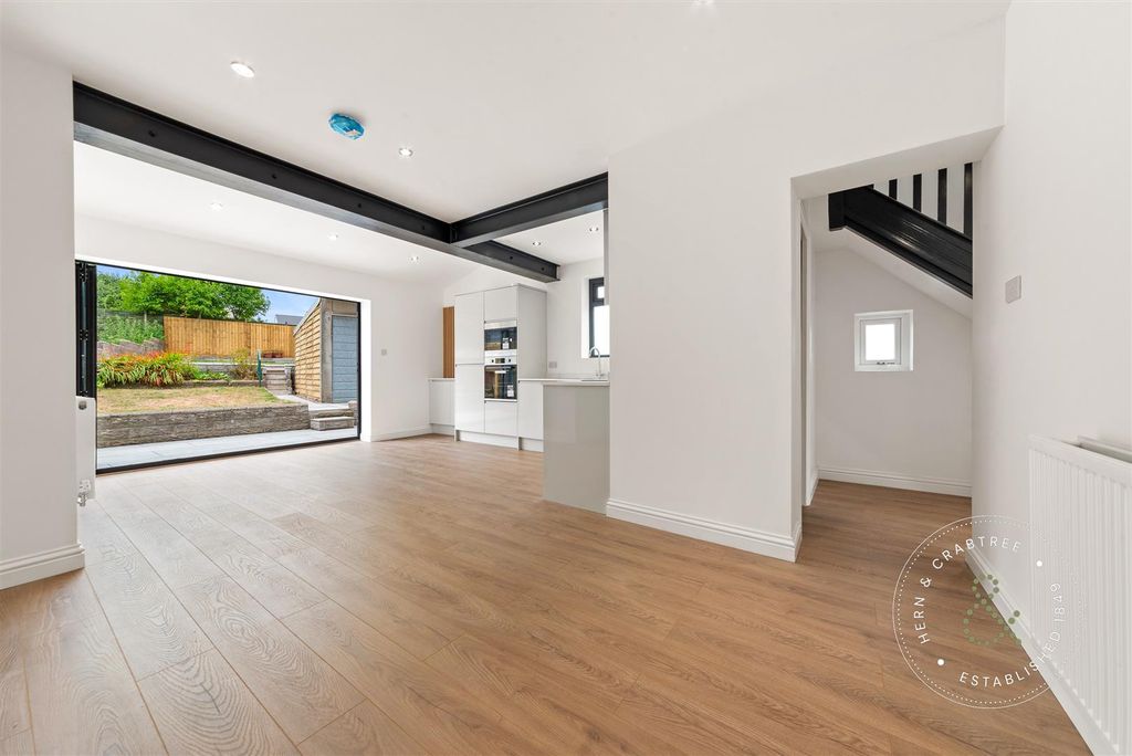 Property photo 3 of 26 Cartwright-Lane-15.Jpg