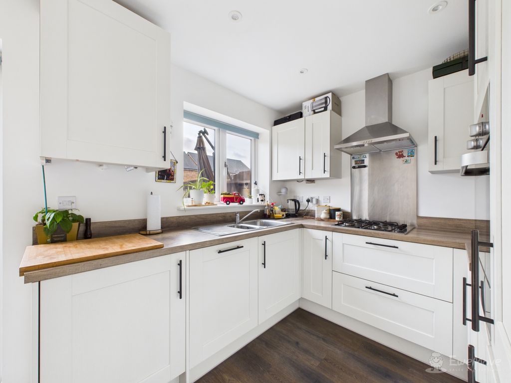 Property photo 2 of 21 Kitchen Diner- Mark Stephens Ewemove Newmarket And