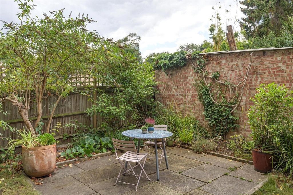 Property photo 3 of 17 Picture No. 16