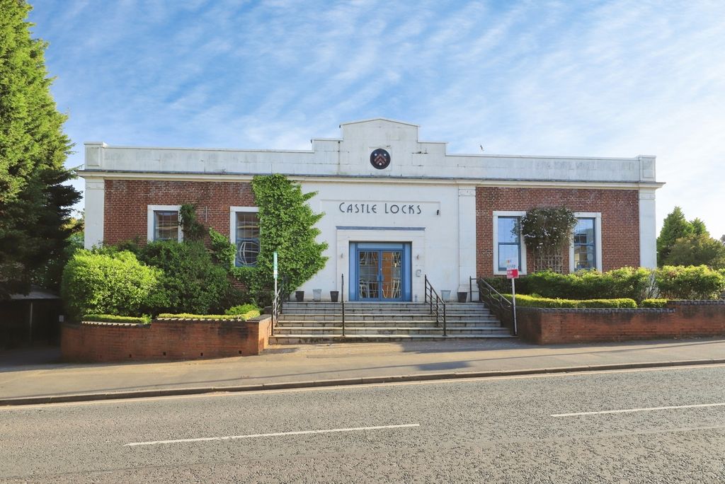 Property photo 1 of 20 Pbox-Img.Jpg