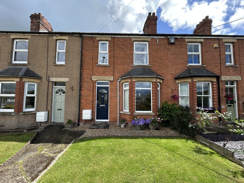 Property photo 1 of 11