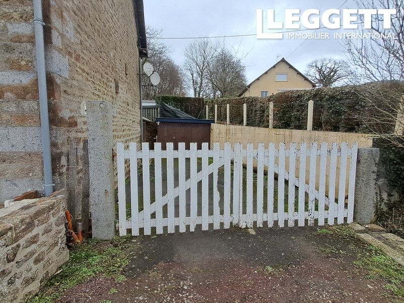 Property photo 3 of 10