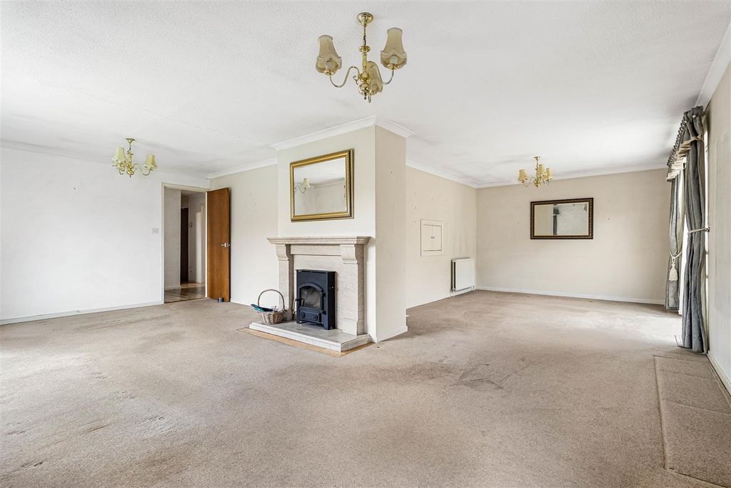 Property photo 3 of 27 10_75371.Jpg