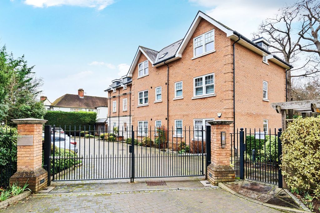 Property photo 1 of 20 Picture No. 03