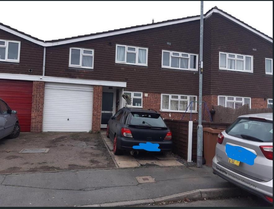 Property photo 1 of 2 77 Yew Tree Crescent.Png