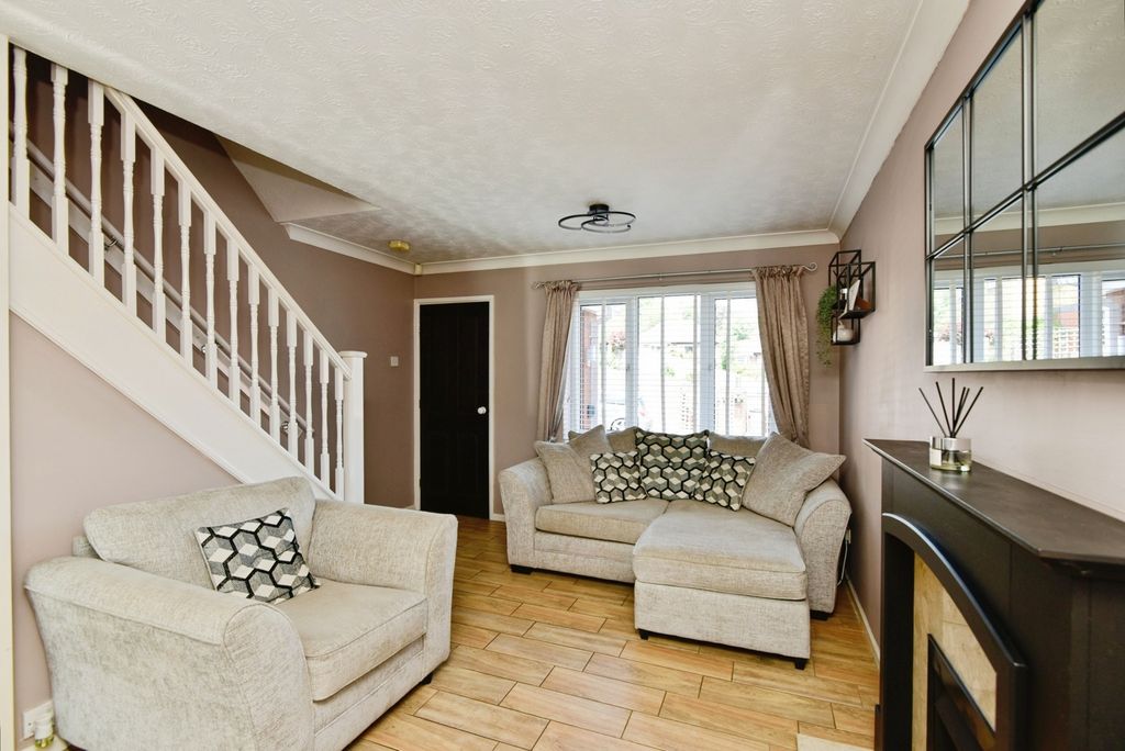 Property photo 2 of 19 Pbox-Img.Jpg