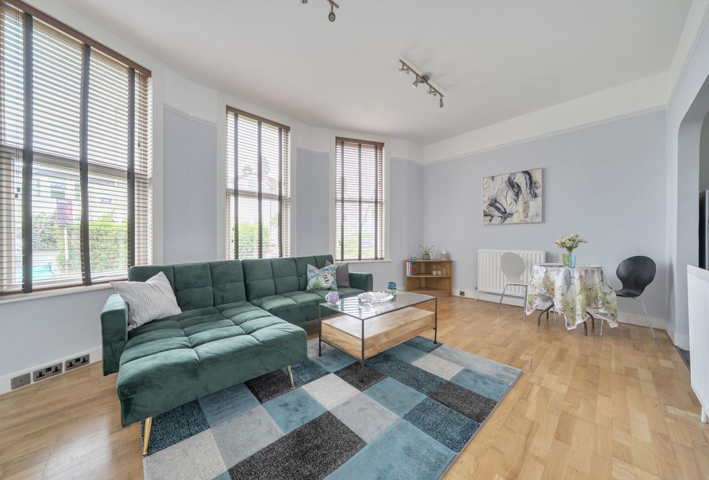 Property photo 1 of 12 1458098-20-6A0199...