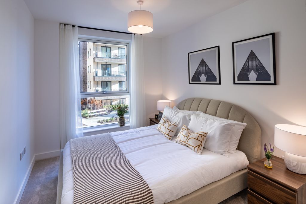 Property photo 3 of 5 25.12.03 F17 Granada P138 2 Bed-6-Hdr Copy