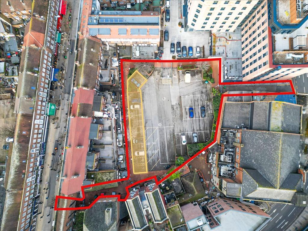 Property photo 1 of 18