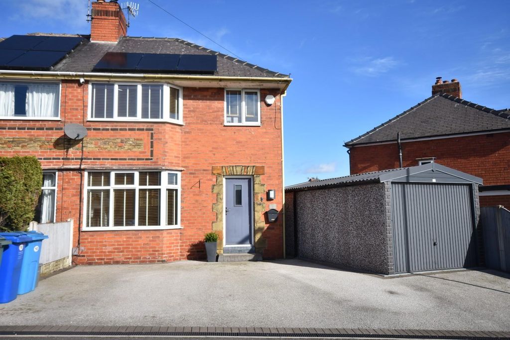 Property photo 1 of 17 Front 03.Jpg