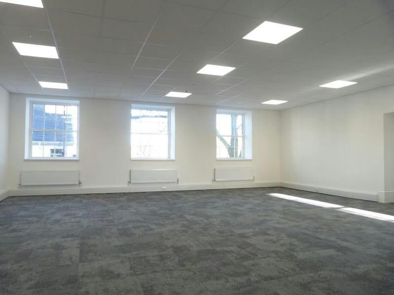 Property photo 3 of 11 A8Eeb4d6Bbfa94Fe4d103328764De9d6Bef137d0.Jpg