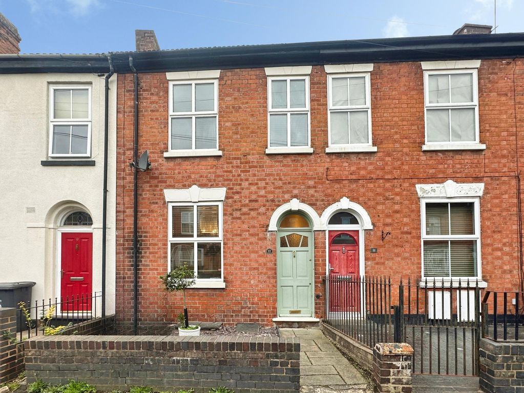 Property photo 1 of 12 Front