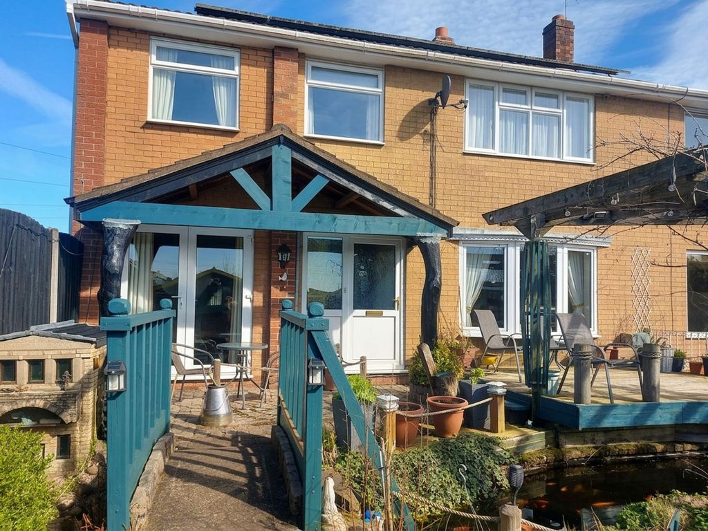 Property photo 1 of 37