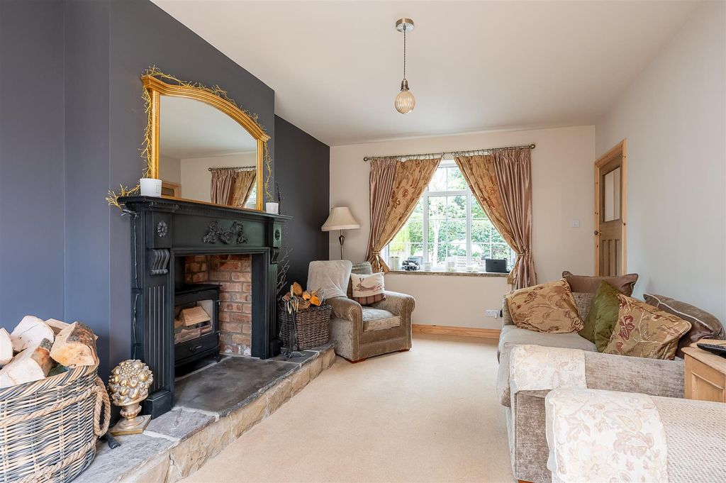 Property photo 2 of 20 Living Room 1