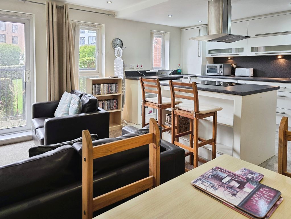 Property photo 1 of 6