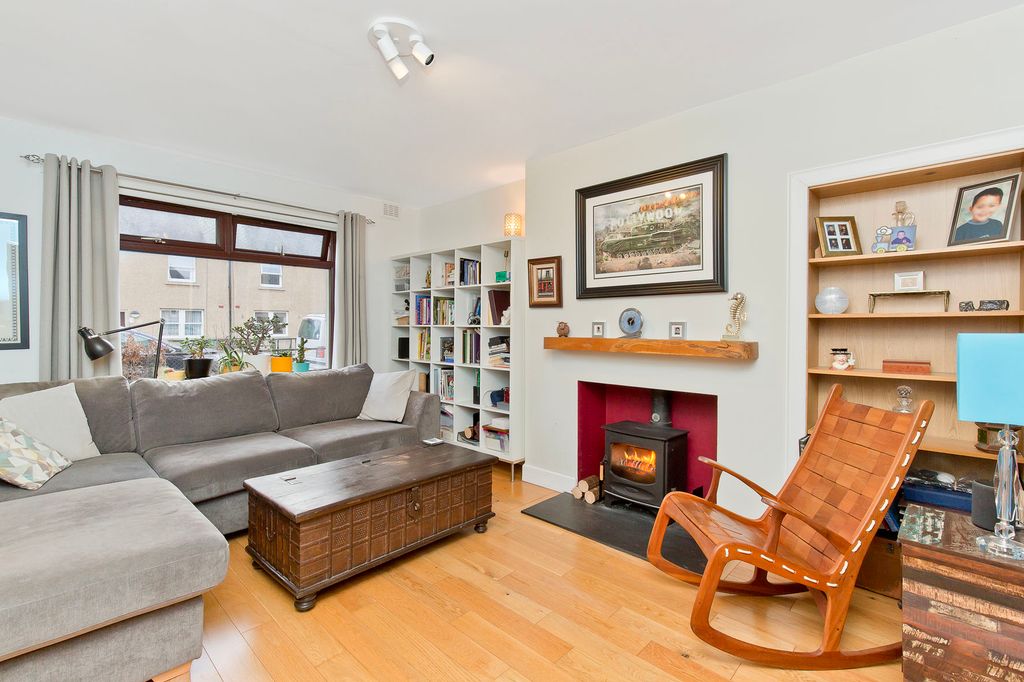 Property photo 3 of 27 Property Image 3