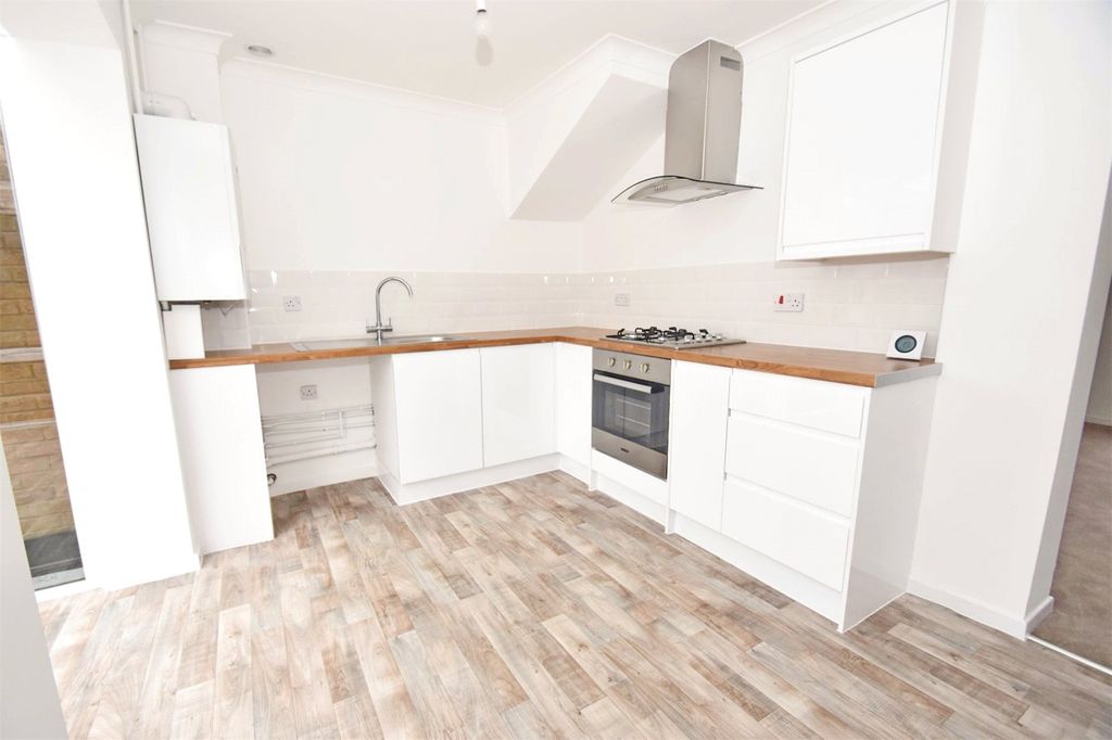 Property photo 2 of 10 Picture No. 02