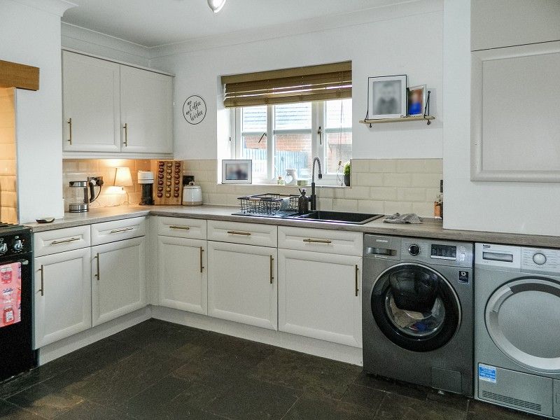 Property photo 3 of 30 2623-Pra11075-8-Raw