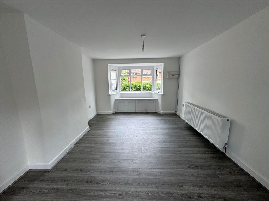 Property photo 2 of 24 Picture No. 03