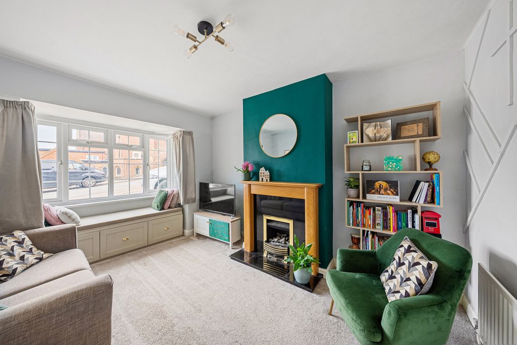 Property photo 2 of 15