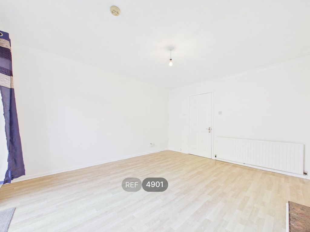 Property photo 3 of 12 Living Room