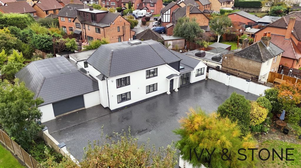 Property photo 1 of 41 5901500