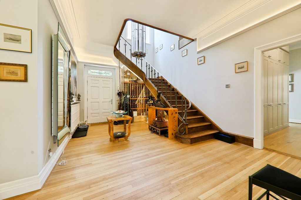 Additional image 13 of 5 bed detached house for saleHull Road, Cottingham HU16