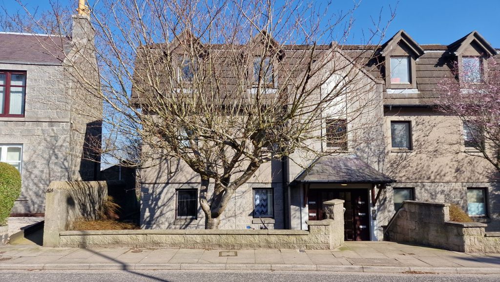 Property photo 1 of 15 Front External