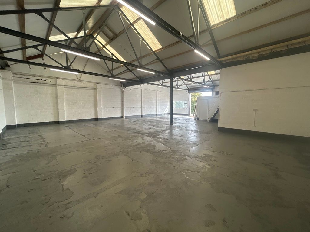 Property photo 3 of 7 Photo 5