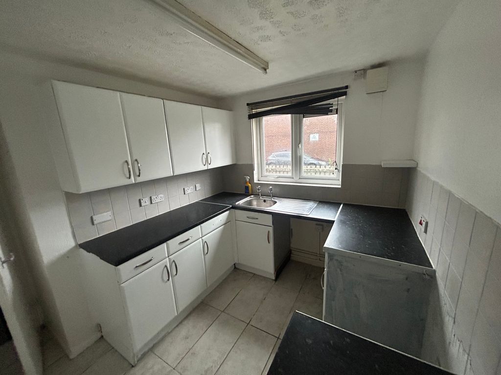 Property photo 2 of 7 Image