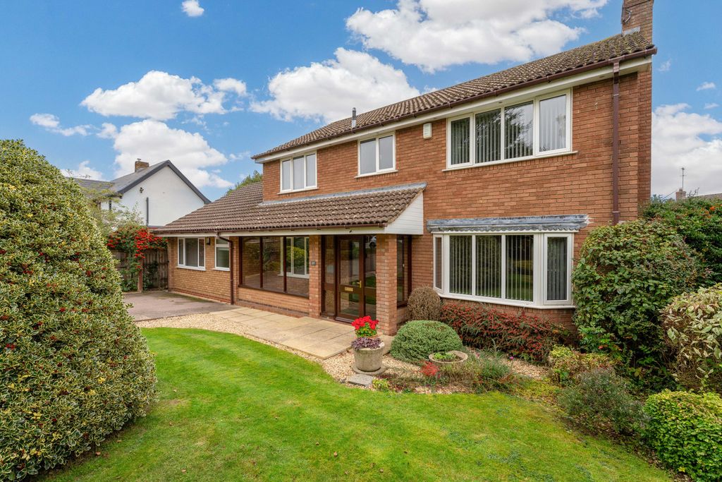 Property photo 1 of 35