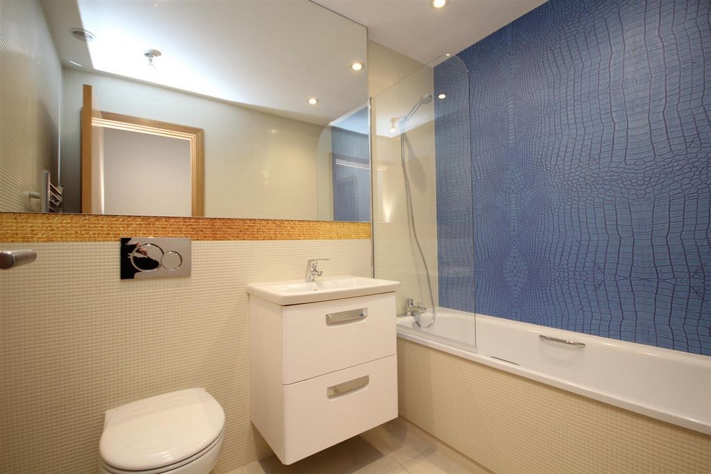 Property photo 3 of 3