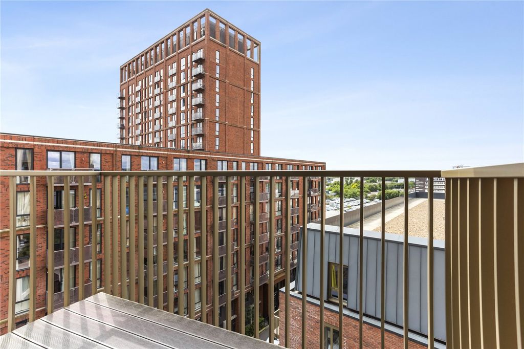 Property photo 2 of 13 Balcony