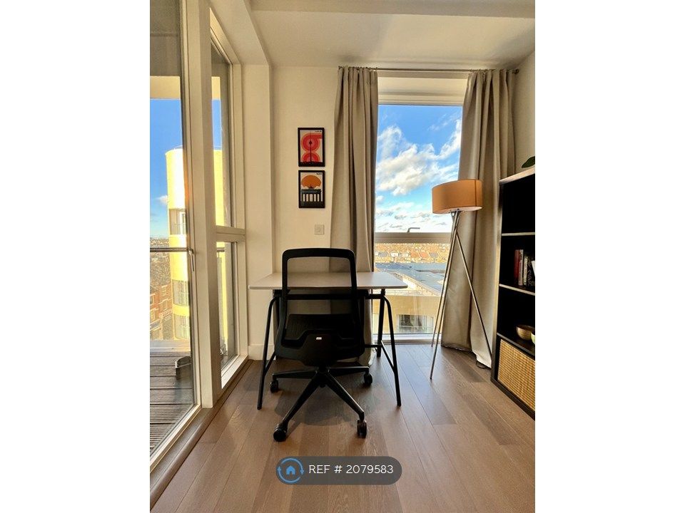 Property photo 3 of 18 Dedicated Stand / Sit Work Desk With Chair