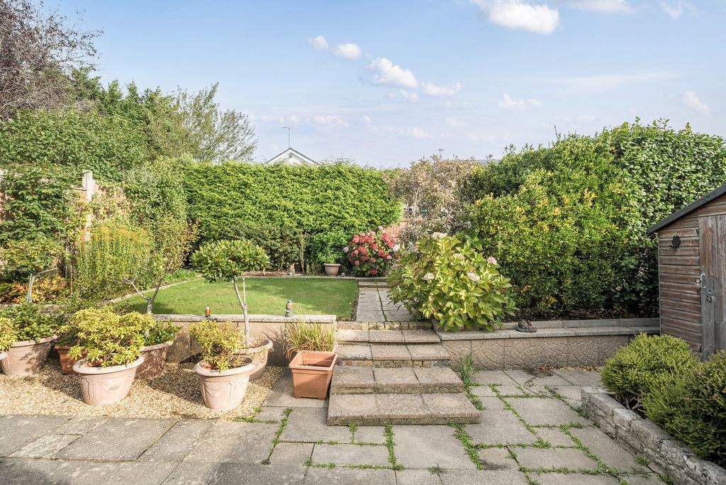 Property photo 2 of 13